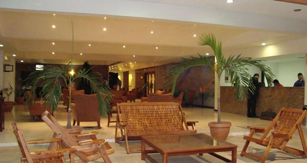 Hotel Poza Rica Inn Buitenkant foto