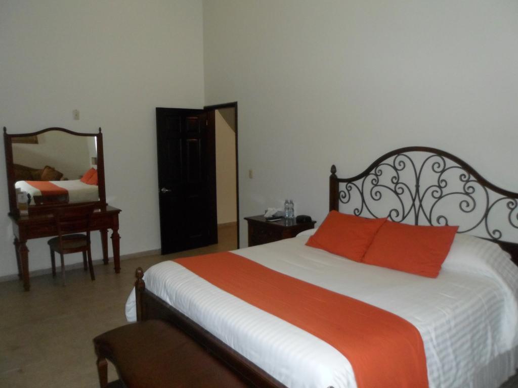 Hotel Poza Rica Inn Buitenkant foto